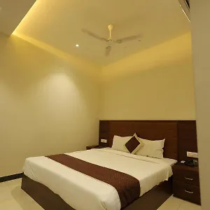 https://the-grand-tree-hotel.agrahotelsindia.net
