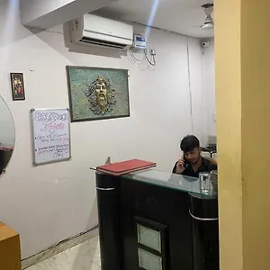 https://oyo-flagship-devansh.hotelsdelhi.org
