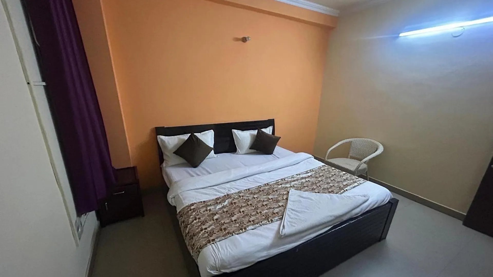 Hotel Sunlight Inn New Delhi